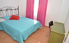 Big room in heart dowtown